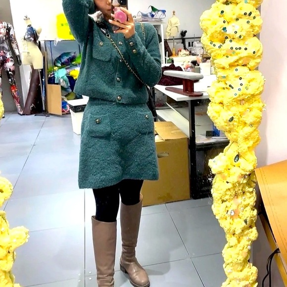 Chic Teal Two-Piece sweater Cardigan and Skirt Set size S - Picture 3 of 4